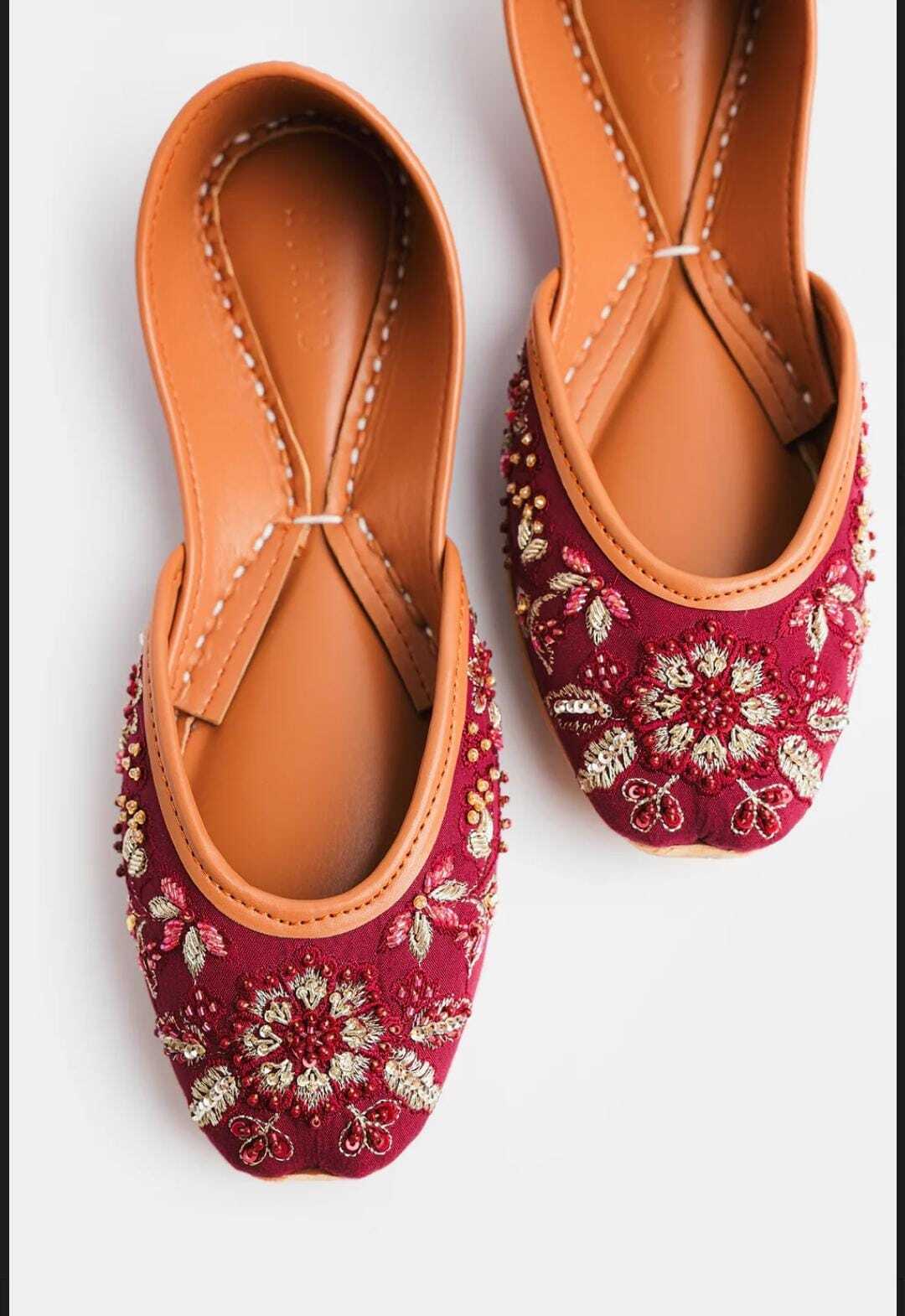 Wine Embellished Floral Khussa