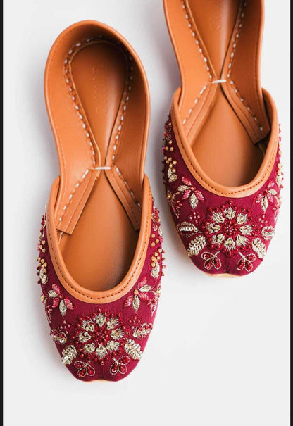 Wine Embellished Floral Khussa